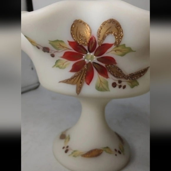 Vintage Fenton handpainted satin glass‎ compote dish - Picture 1 of 8